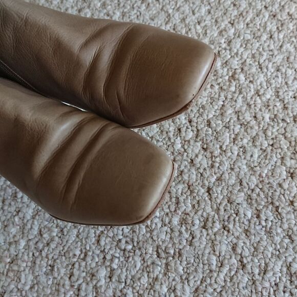 Coclico Taupe Leather Ankle Boots size 37.5